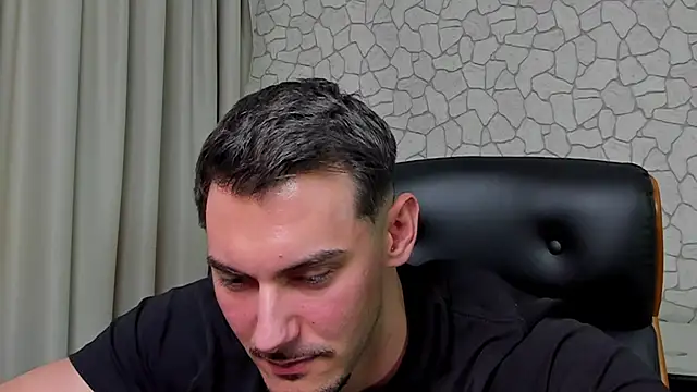 Chat XXX en directo de ClintMasters