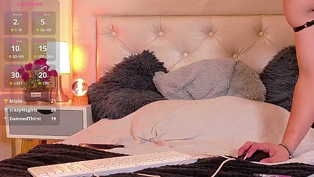 Samantha_Lanee Webcam show