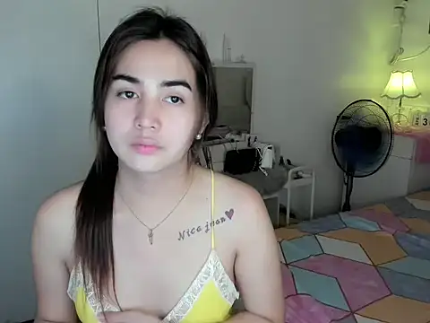 nica_doll 网络视讯表演