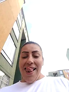 maynor_1998's Live XXX Chat