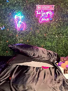 RenaThickAss Chat XXX in diretta