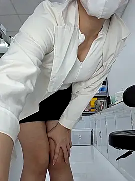 Živý XXX chat HinaLovely