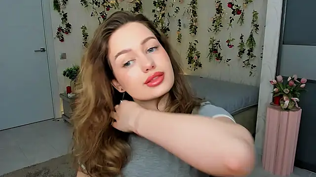 MiracleCurly – Naživo XXX chat