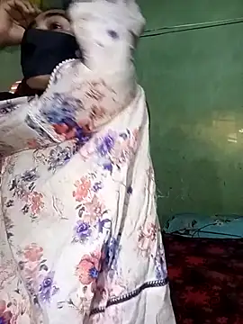 Cute_Couple59 Show in webcam