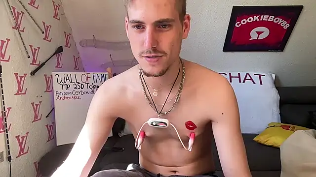 Cookieboy88 Adlı Modelin Web Kamerası Şovu