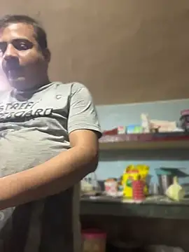 Saxymood1111 即時 XXX 聊天