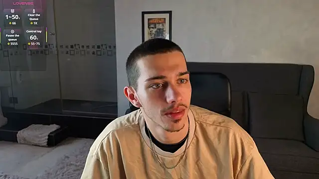 KaydenDrew élő XXX-chatje