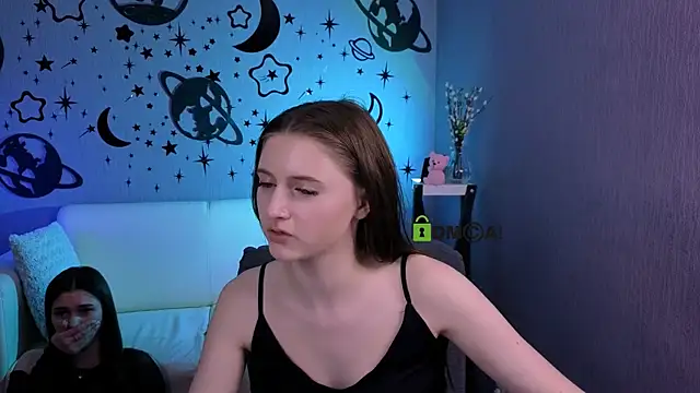 Show modela nekky_mouse na web-kameri