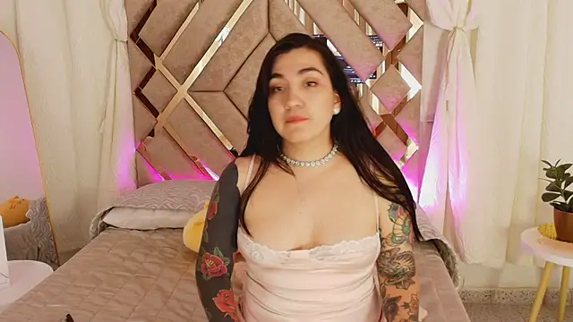 Chat XXX en directo de KathiaJenner