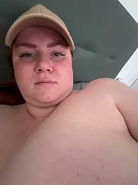 Show modela Fire__24-7 na web-kameri