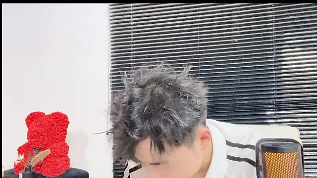 Show webcam de GUCCI-BOY1314