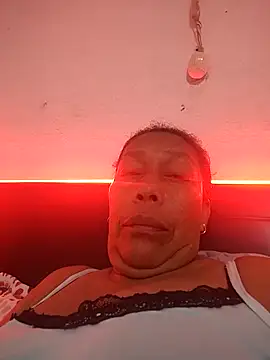 Ruby-Hot-Milf's Webcam Show