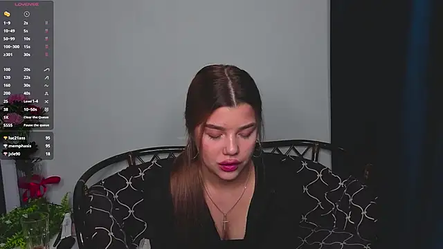 DelenaRines Live XXX-chat