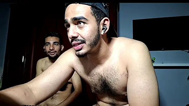 MastersBroscock: διαδικτυακό σόου στην κάμερα