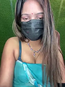 HOTTY-TINA 即時 XXX 聊天