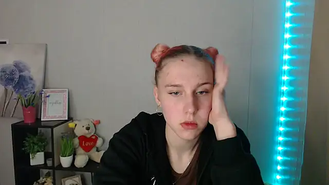 Scarlett_liln Live XXX chat