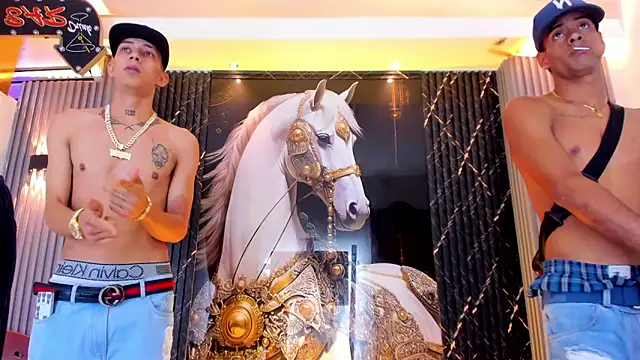 Show de webcam de the_knights_of_the_night_