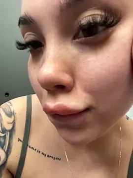 Pertunjukan Kamera Web kiss_Lissa