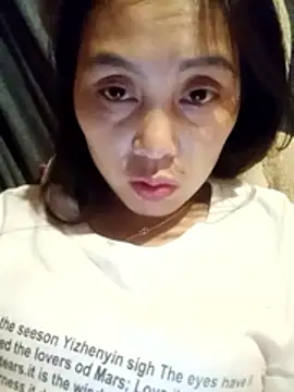 Abi-ni Live XXX Chat