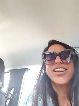 sexy7883 Adlı Modelin Web Kamerası Şovu