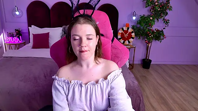 แชท XXX สดของ AlmaSound