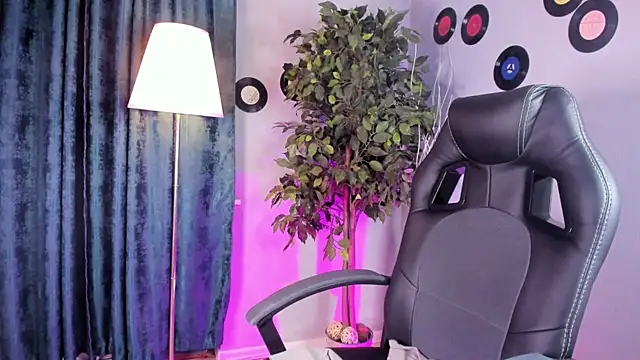 XXX chat uživo modela WillFobos