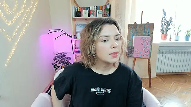 دردشة BrightDani الجنسية المباشرة