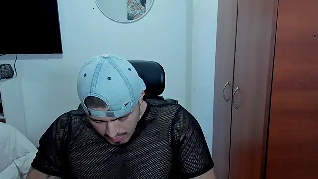 Baltazar_Dupont Show in webcam