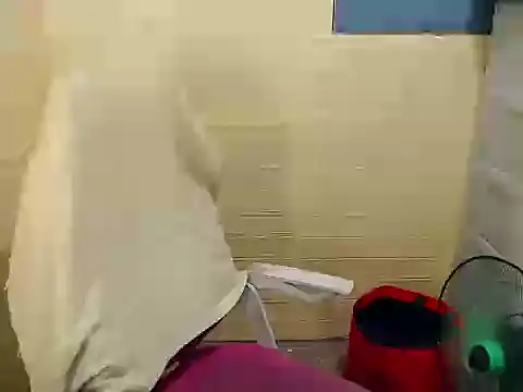 JuicyFoxCock – webcam-show