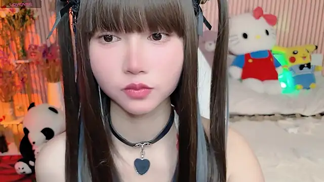 XXX chat uživo modela di-or-