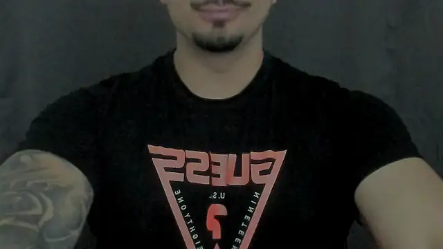 TONYWILSONN Show in webcam