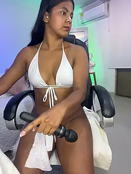 JANYLOVE__ Chat XXX in diretta