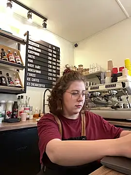 cinnabon_'s Live XXX Chat