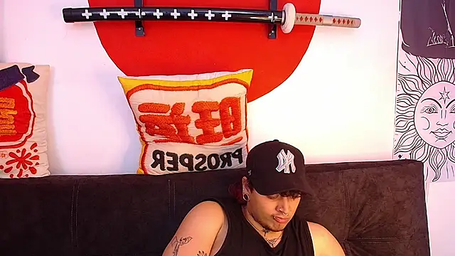 arcano__rh: διαδικτυακό σόου στην κάμερα