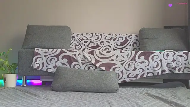 Sereta_Finn Chat XXX in diretta