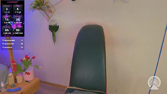 divamonikateのライブXXXチャット