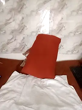 XXX chat uživo modela Babymomma98