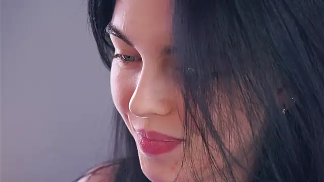 دردشة MirnaTellado الجنسية المباشرة