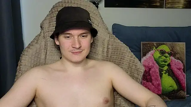 MoreRealAlex Adlı Modelin Canlı XXX Sohbeti