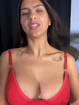 chicachocolate01's Live XXX Chat