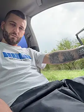 Pablo_Hornyguy95's Webcam Show