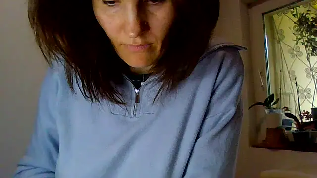 Ms-Lust1-: онлайн-секс-чат