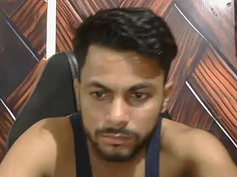 عرض كام Stubborndesiboy