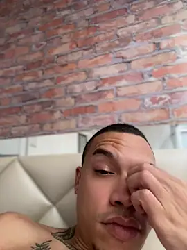 AlphaMasterXxx Live XXX Chat