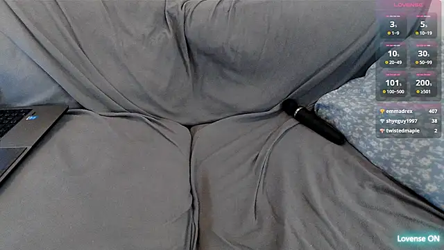 EmoDream1998 Live XXX Chat