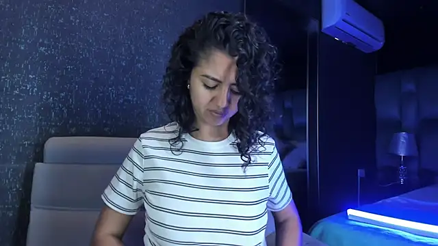 Amareto_ Show in webcam