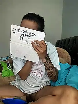 Yaumiko – webcam-show