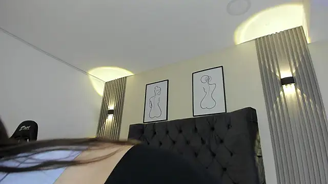 SARHA_ANTONELLI's Live XXX Chat