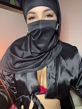 Zeynep-Lahsen 라이브 XXX 채팅