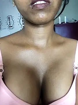 Simran_0011's Webcam Show